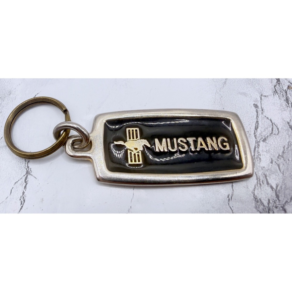 Vintage Ford Mustang Key Carriers Enamel Metal Keychain Running Pony Logo